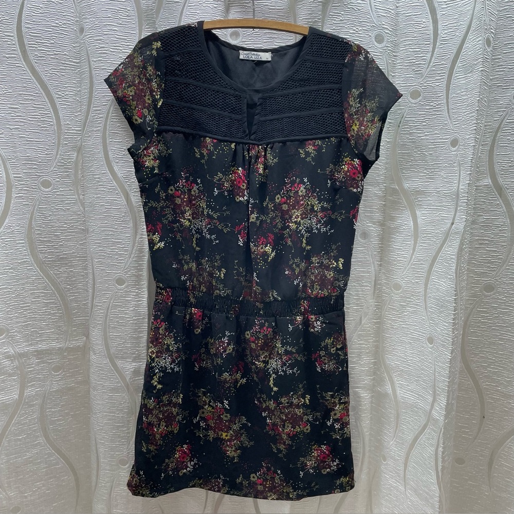 Lola Liza Floral Mini Dress Womens Size Black Mesh Yoke Smocked Waist Excellent